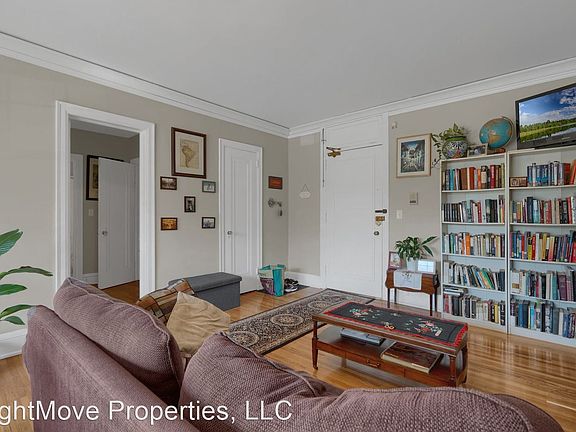 3rd image of 2544 Harriet Ave #7114406