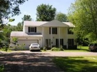 9106 Marsh Rd, Algonac, MI 48001