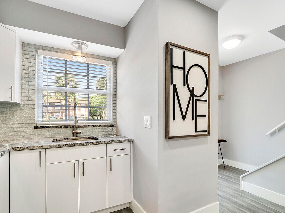 1st image of 413 N Cypress Drive #2