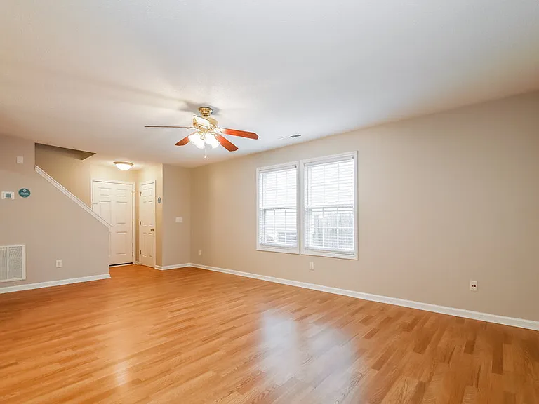 4904 Tommans Trl — Photo 6