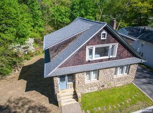 32 N 5th St, Park Ridge, NJ 07656