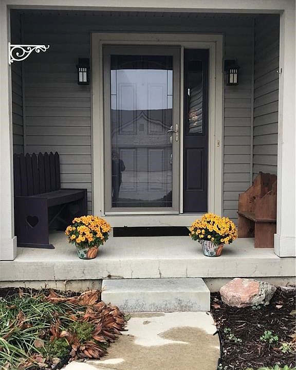 1st image of 600 Lambert Dr