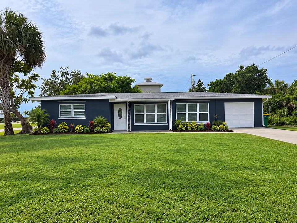 27359 Whitman Ave