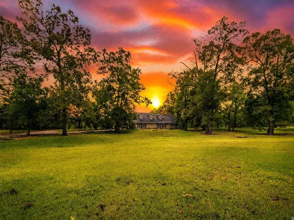 13100 Triple B Rd, Greenwell Springs, LA 70739