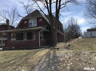 517 W Adams St, Macomb, IL 61455