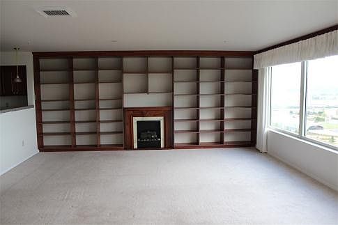 5th image of 3201 Pacific Ave Unit 1002