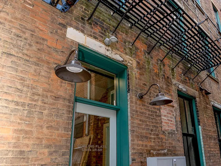 1508 Race St #3R — Photo 4