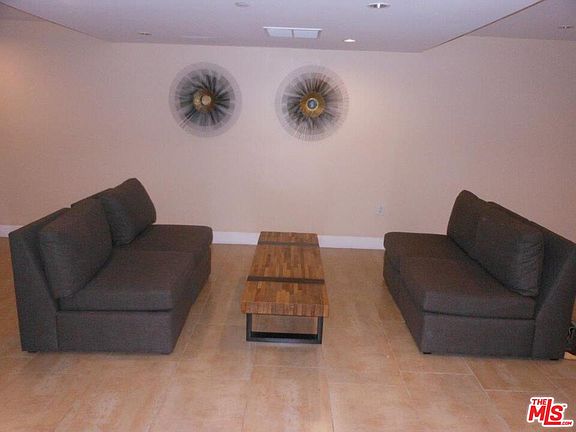 5th image of 1929 Selby Ave APT 302