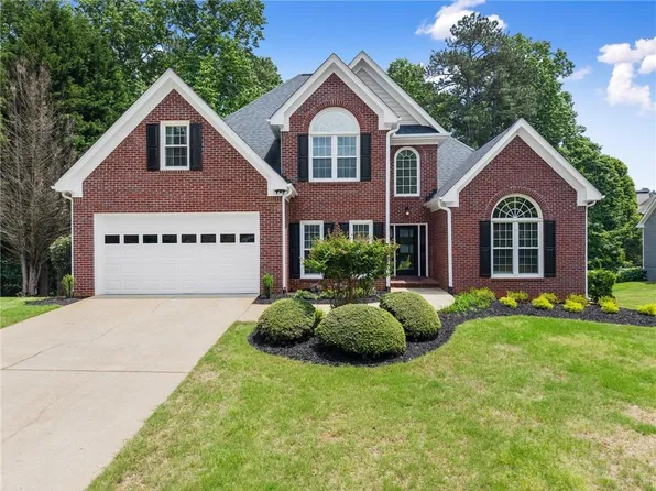 5176 Glenstone Ct, Gainesville, GA 30504