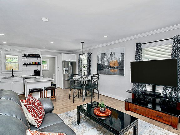 Living+Kitchen+Dining nook