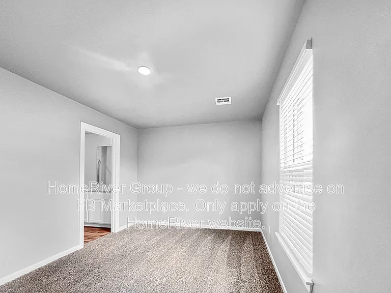 9328 NW 126th St — Photo 9
