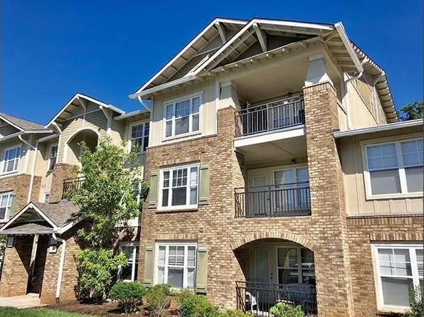 1122 Tree Top Way APT 1223, Knoxville, TN 37920
