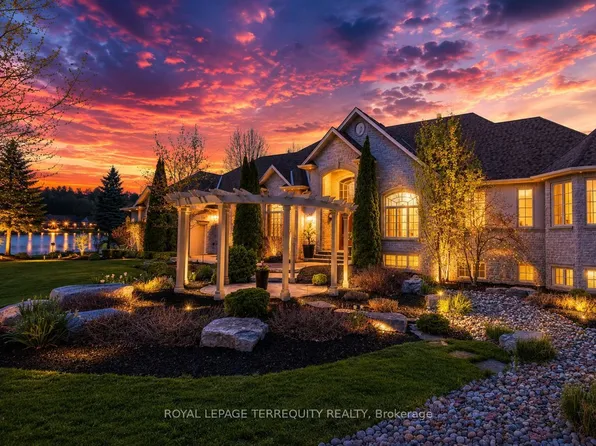 63 Grayfield Dr, Whitchurch Stouffville, ON L4A 0B1