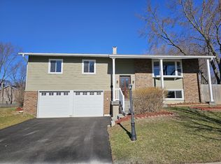 4010 Hudson Dr, Hoffman Estates, IL 60192