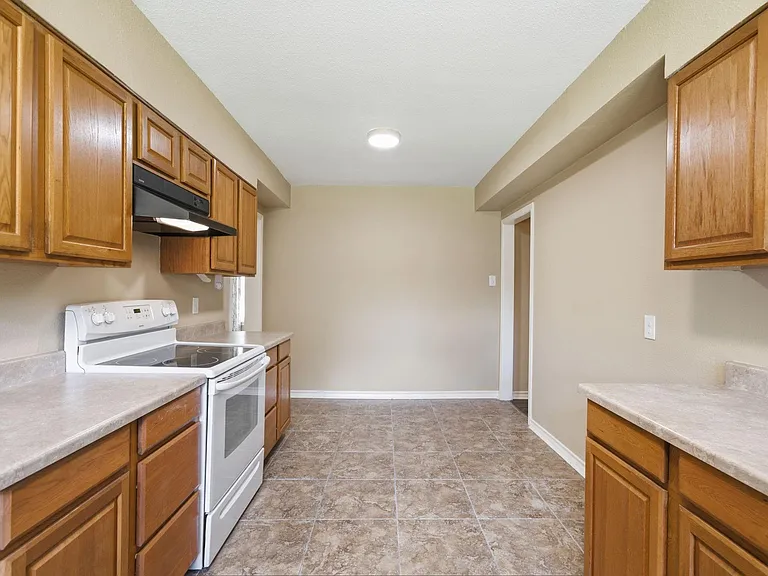 14906 Quaking Aspen Dr — Photo 11