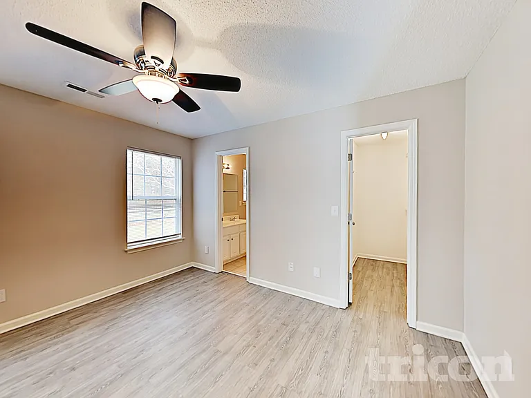 8600 Warwick Crest Ln — Photo 7