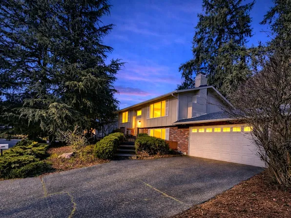 7910 Husky Way SE, Lacey, WA 98503