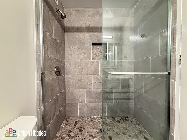 1030 N State St #12K — Photo 15