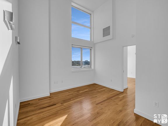 4th image of 333 Greene Ave #12PHD