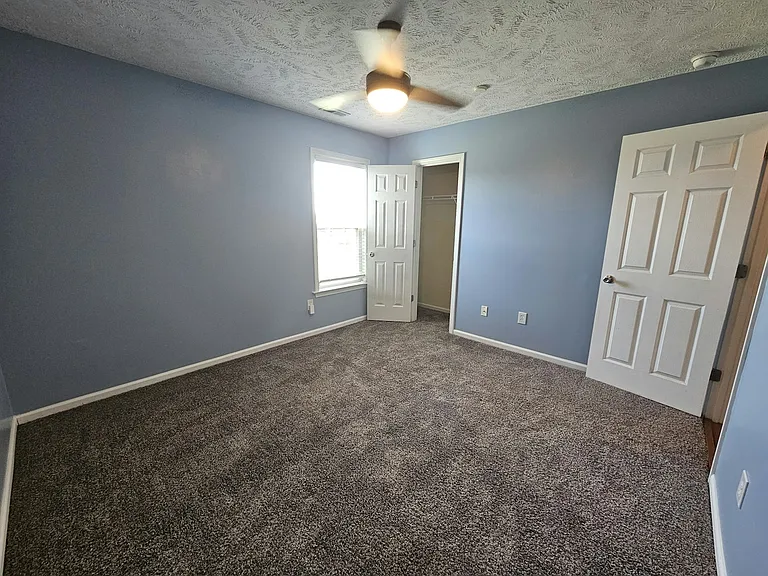 389 Ivywood Ln — Photo 40