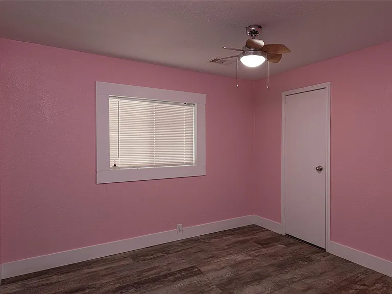 7610 Harlem St — Photo 16