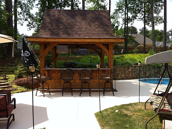 Cabana from DrivewayEntrance