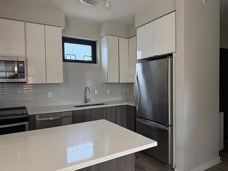 911 2nd St NE #601 — Photo 10