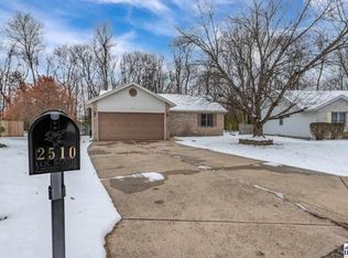 2510 Kings Ct, Terre Haute, IN 47802
