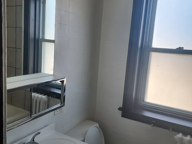 1903 E 79th St #304 — Photo 11