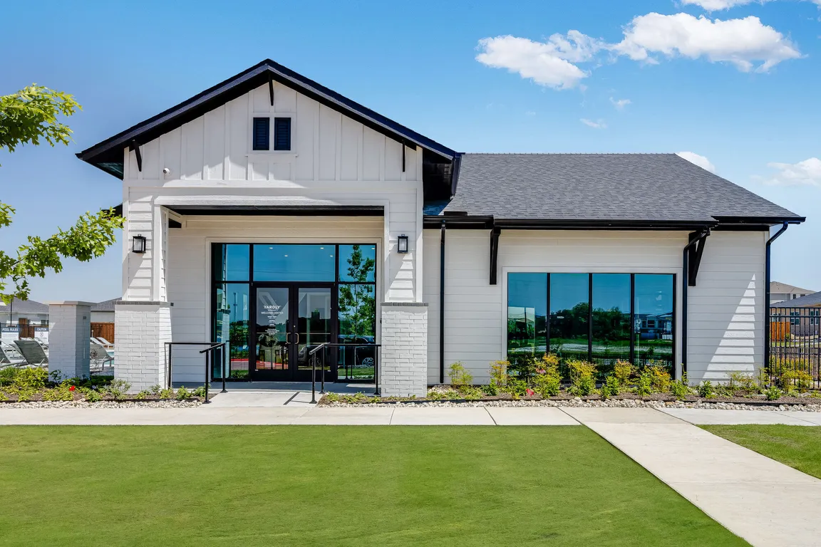 Yardly Stoneridge apartments community photo