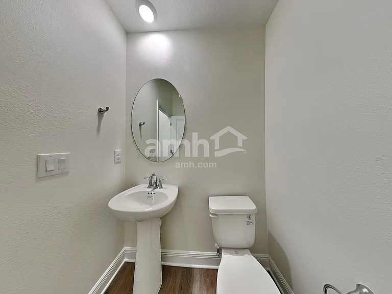 27243 Saint Andrews Ave — Photo 8