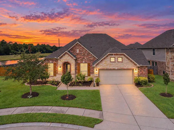 17903 Fernwood Bend Dr, Tomball, TX 77377