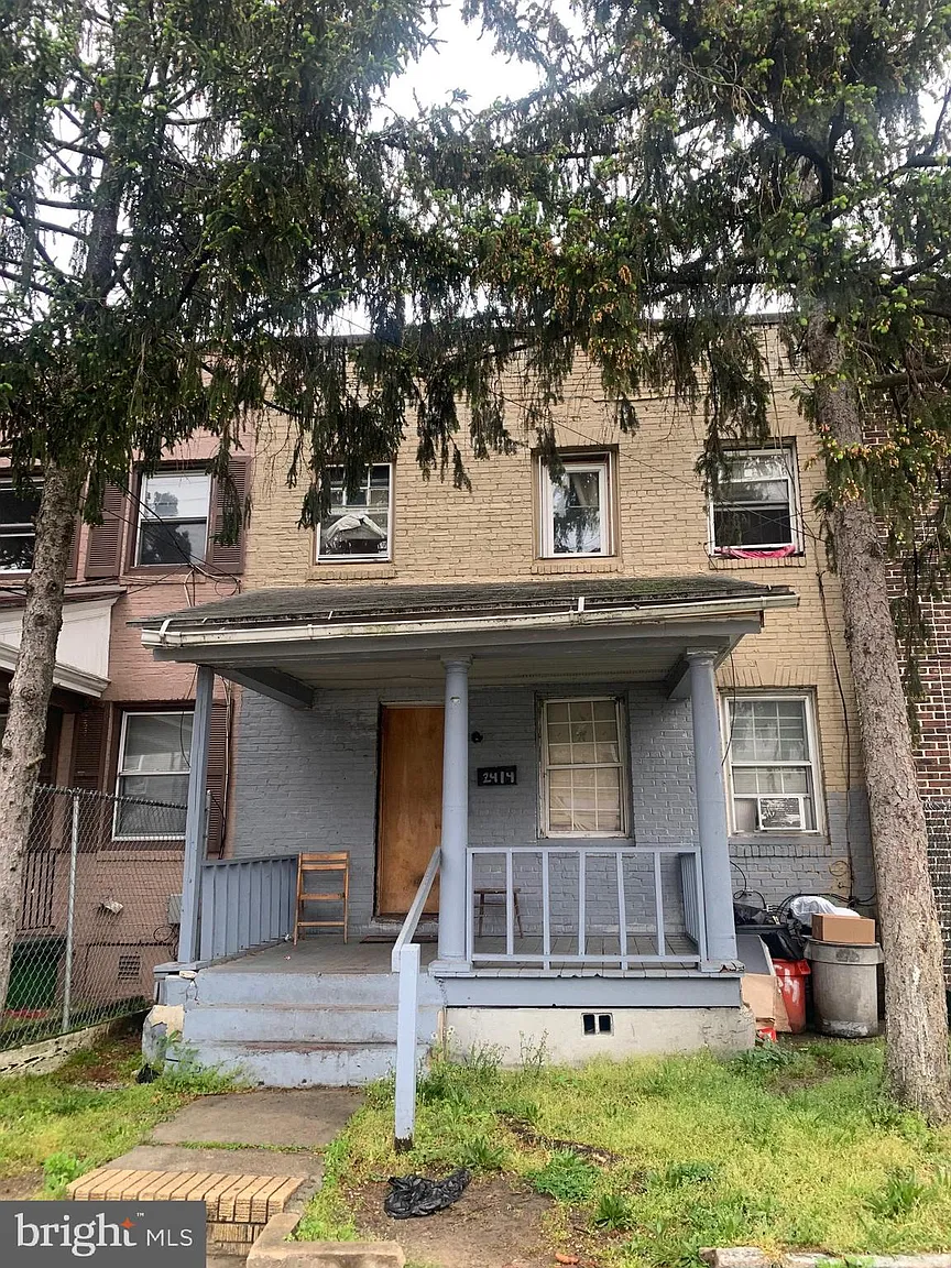 2414 S 8th St photo 1