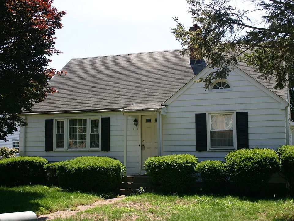 1st image of 405 Hills St