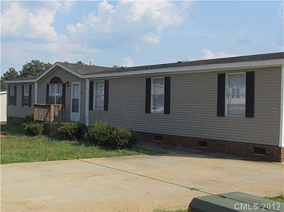 3rd image of 5017 Angelina Dr