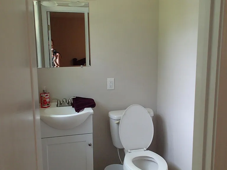 1402 Sineca Pl — Photo 8