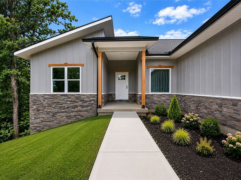 1st image of 2 Grier Ln