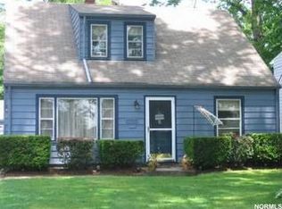 23928 Knickerbocker Rd, Bay Village, OH 44140