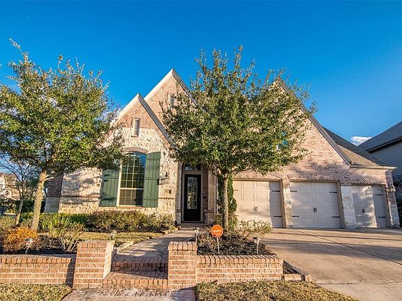 Here is your Executive 1 1/2 story home with 4 bedrooms down, and 1 up , with a magnificent salt water pool with travertine decking. You also have a over-sized 3 car garage.