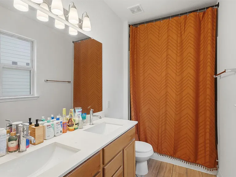 12912 Zivah Ln — Photo 16