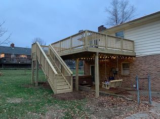 580 Castle Ct, Versailles, KY 40383