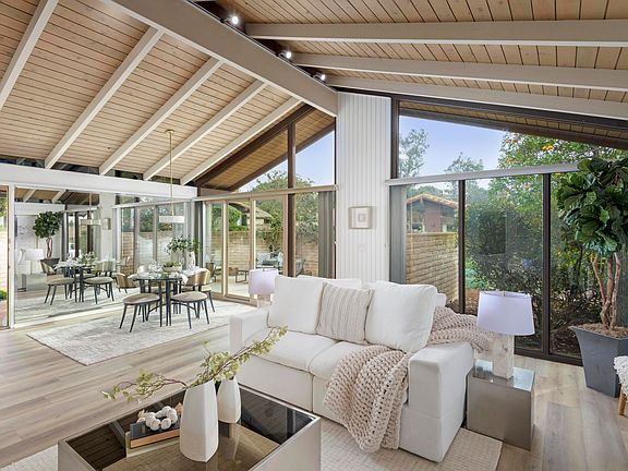 3rd image of 2756 Miradero Dr
