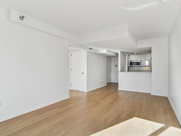 5th image of 75 W End Ave APT C15h