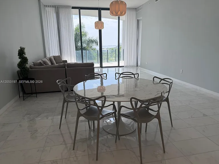 2821 S Bayshore Dr #7B — Photo 8