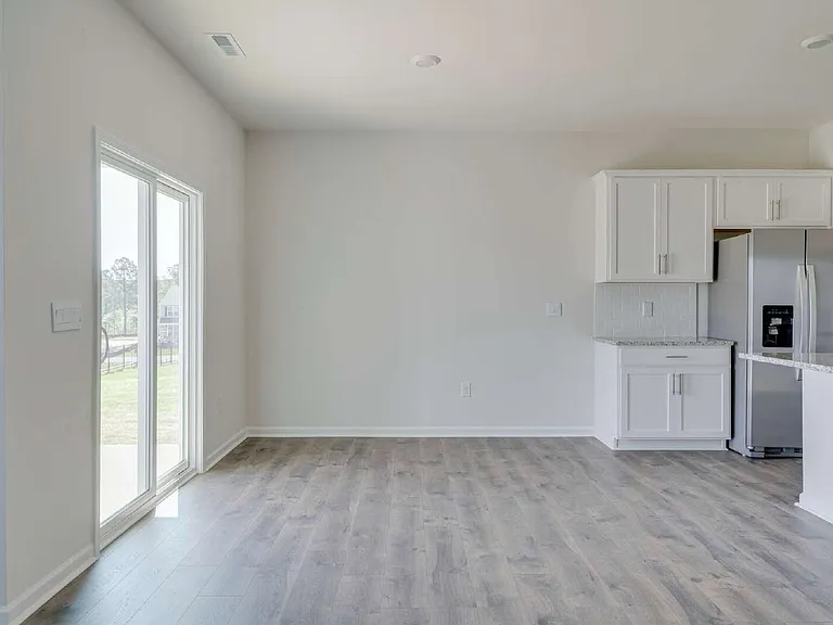 213 Moore Creek Dr — Photo 12