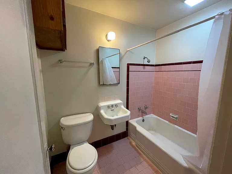 6939 NE Grand Ave #27 — Photo 5