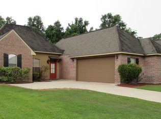 39081 S Angelle Ct, Gonzales, LA 70737