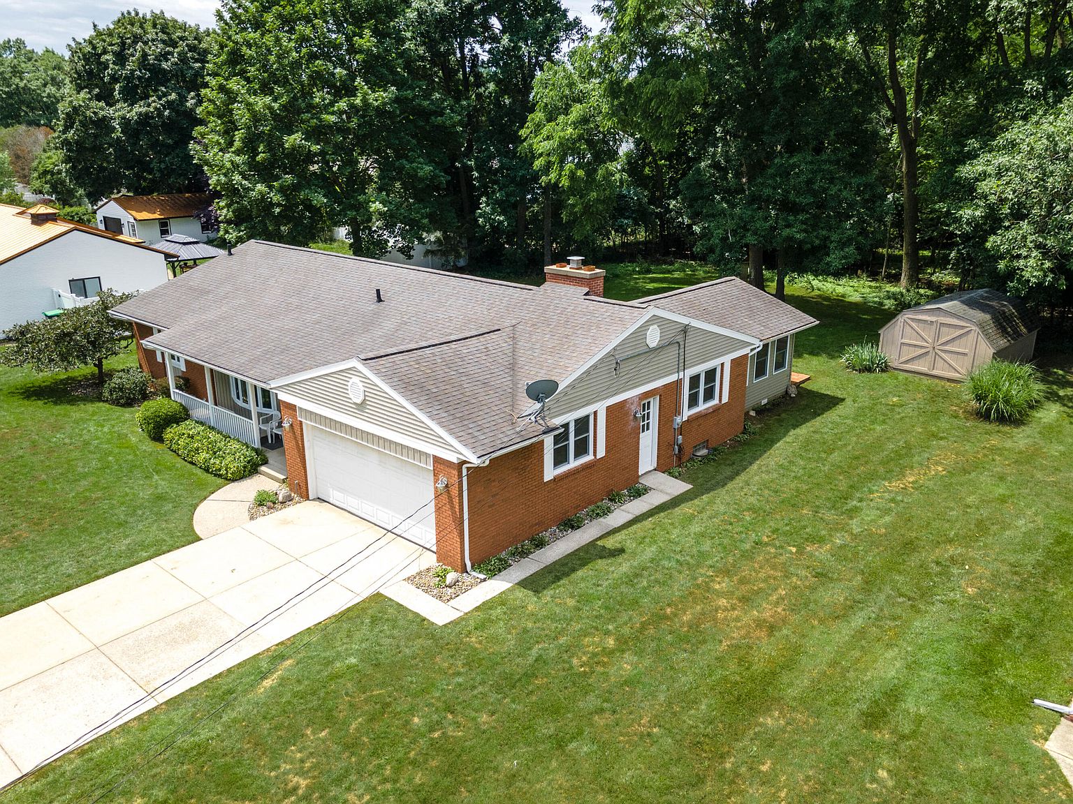 1027 Charlotte Ave NW, Grand Rapids, MI 49504 MLS 23025222 Zillow