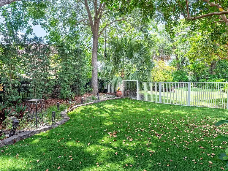 5613 NW 125th Ave #5613 — Photo 34