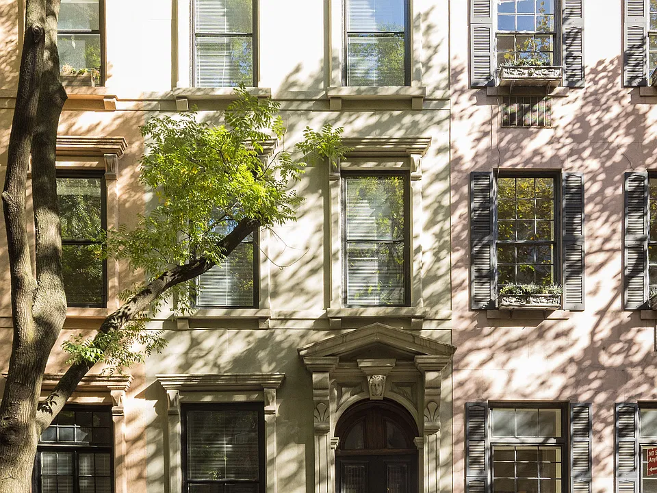 115 E 62nd St #TOWNHOUSE